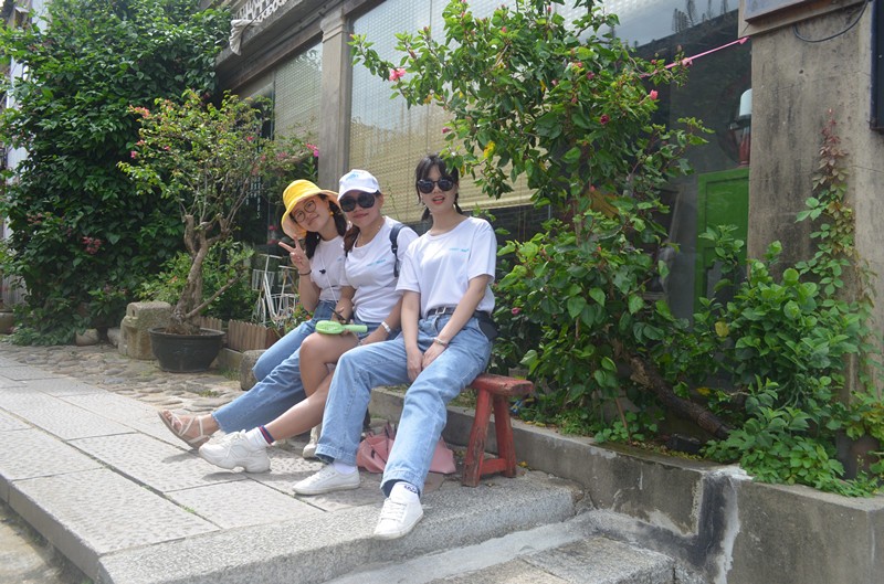 年領(lǐng)航集團(tuán)南澳西沖歡樂之旅！